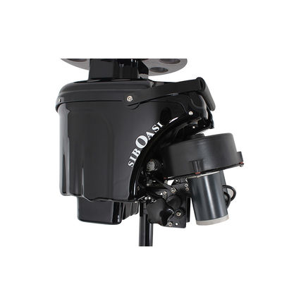 CA 100V di Machine Shuttlecock Feeder dell'istruttore di volano di capacità di 200 palle